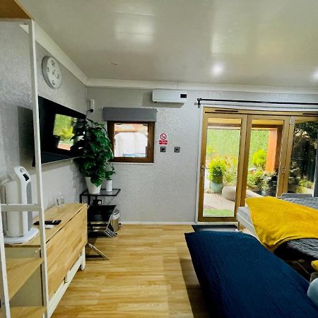 Tropical Style House Near Newcastle City Centre ภายนอก รูปภาพ